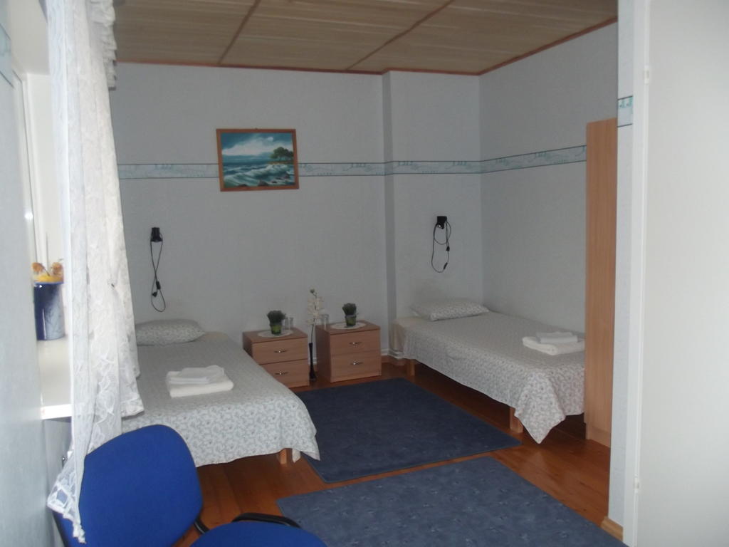 Kure Guesthouse Rahinge Kamer foto