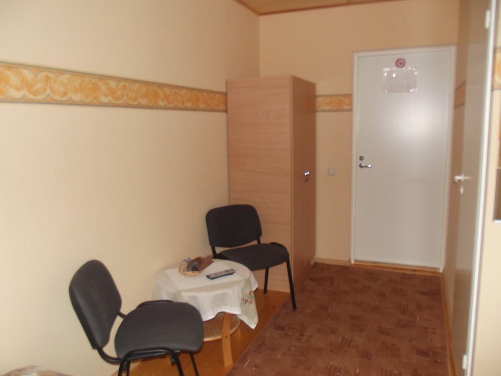 Kure Guesthouse Rahinge Kamer foto