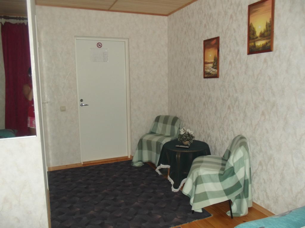 Kure Guesthouse Rahinge Kamer foto